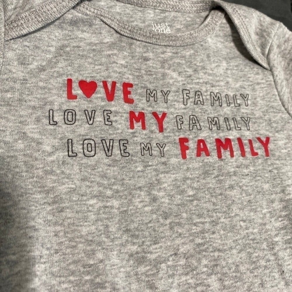 Love My Family Valentine Onesie - Picture 3 of 4